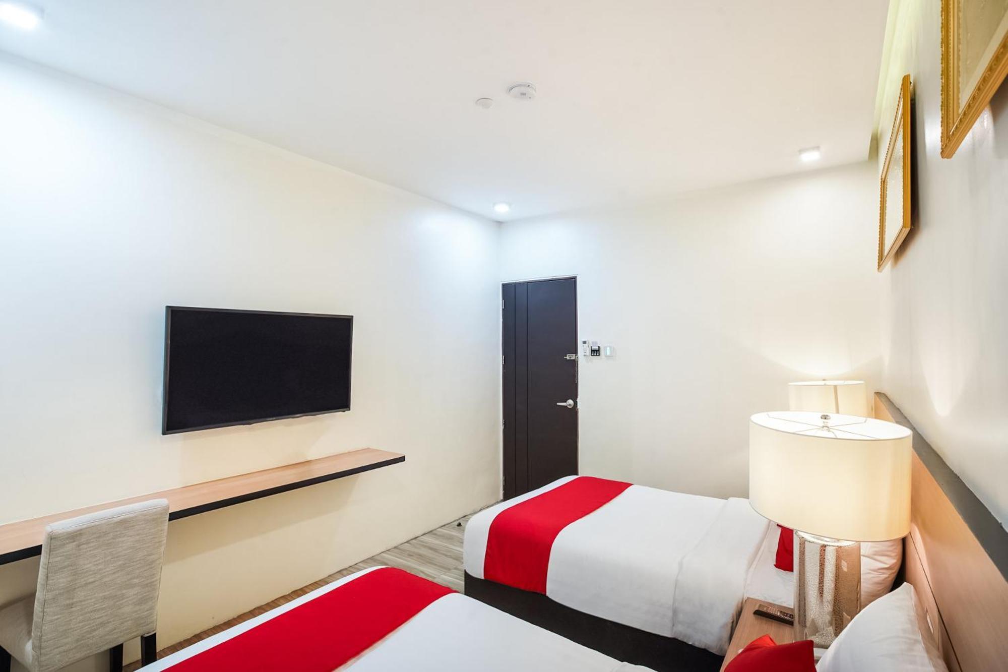 Oyo 489 Casa Mia Hotel Suites General Santos City Ngoại thất bức ảnh