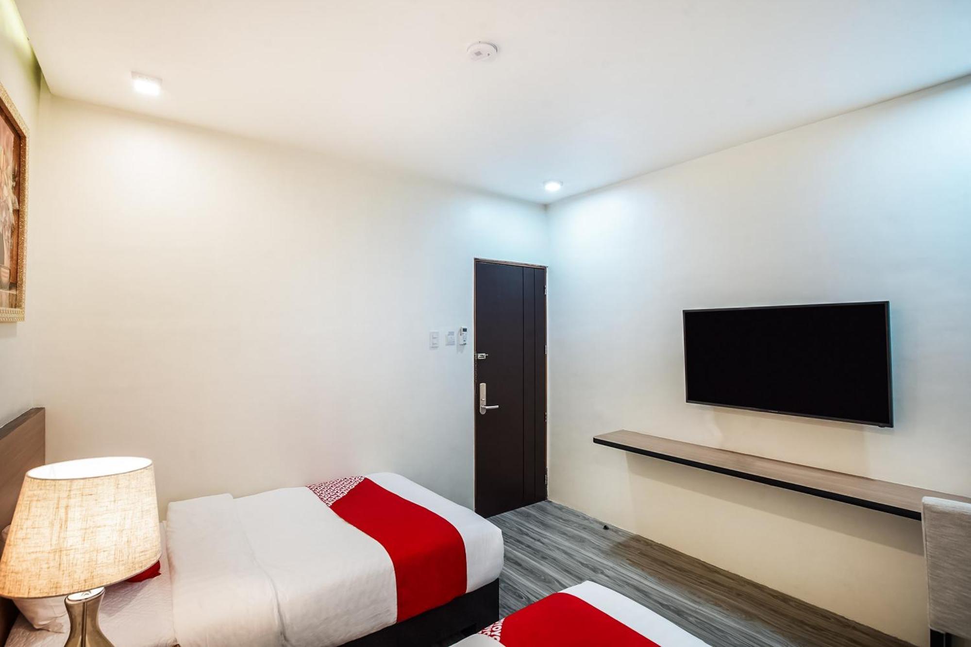 Oyo 489 Casa Mia Hotel Suites General Santos City Ngoại thất bức ảnh